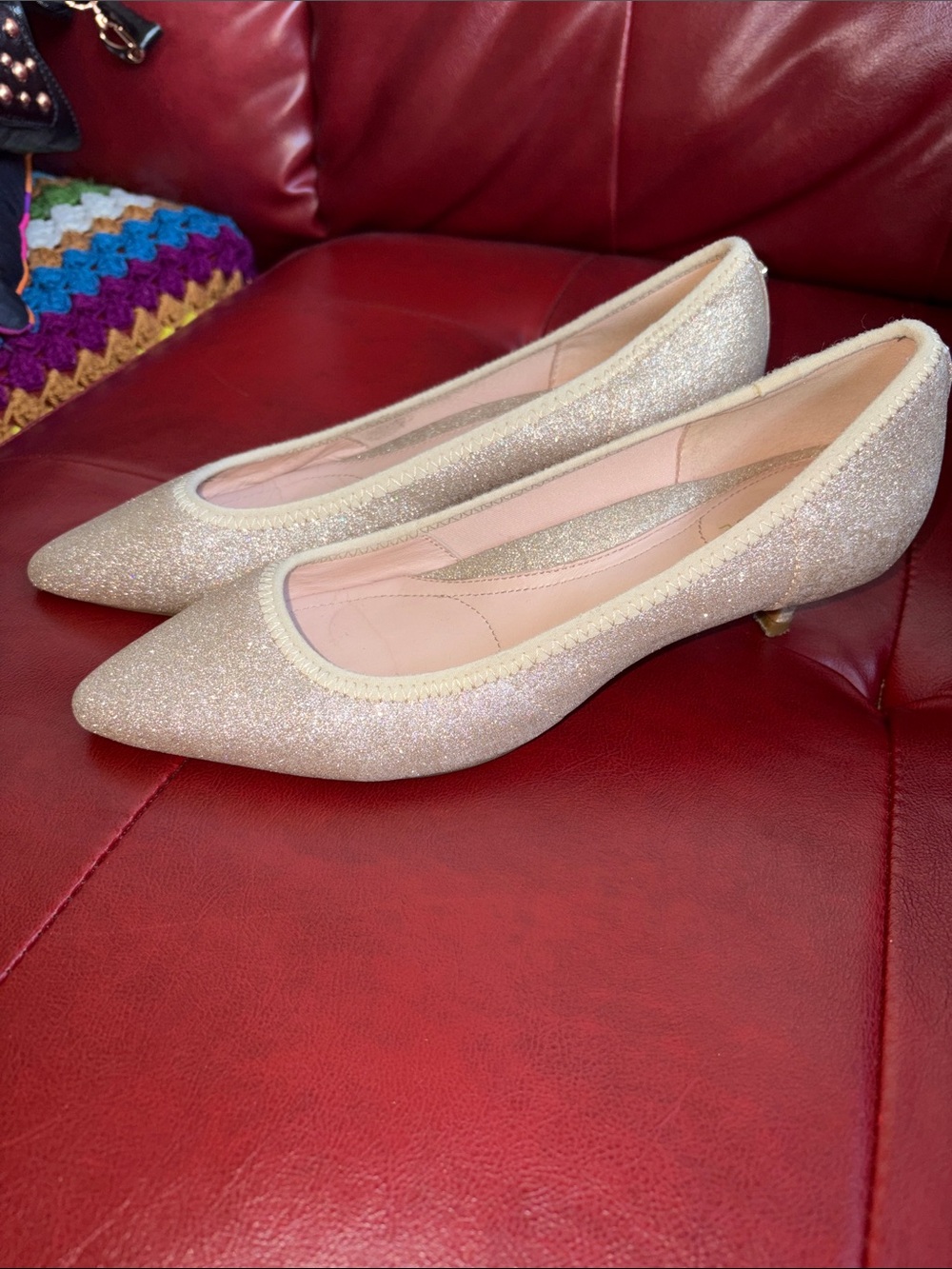 Taryn Rose Glitter Kitten Heels 7.5 Champagne Gold